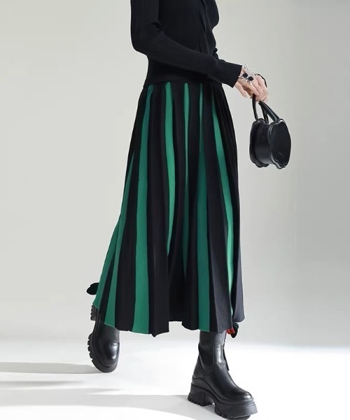 SEN TOKYO（セントーキョー）の「バイカラーでアクセント。バイカラーAラインニットスカート（スカート・レディース・ホワイト×ブラック/グリーン・FREE）」の20枚目の写真