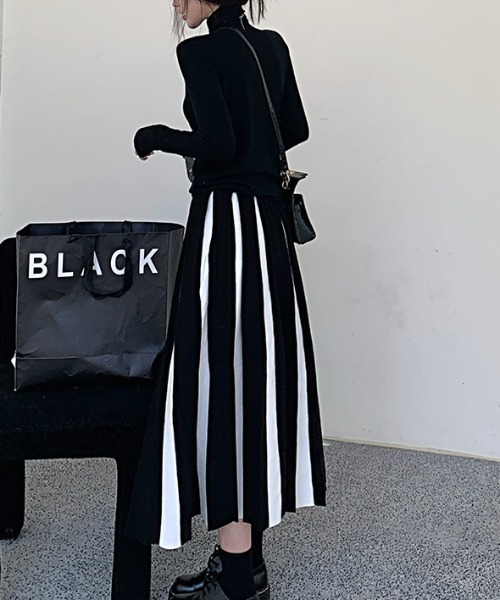 SEN TOKYO（セントーキョー）の「バイカラーでアクセント。バイカラーAラインニットスカート（スカート・レディース・ホワイト×ブラック/グリーン・FREE）」の4枚目の写真