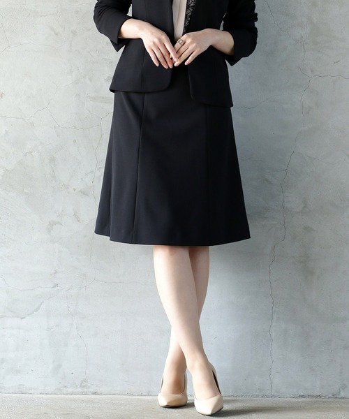 Emilyan(エミリアン)の「【手洗いできるハイストレッチジョーゼット】WEB限定!Aラインスカート(スカート・レディース・ブラウン/ベージュ/ネイビー/チャコールグレー/ブラック/グレイッシュベージュ・XS/S/M/L/LL)」の2枚目の写真