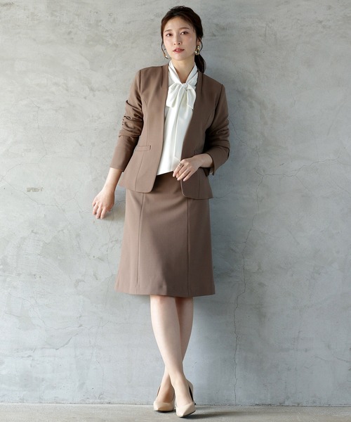 Emilyan(エミリアン)の「【手洗いできるハイストレッチジョーゼット】WEB限定!Aラインスカート(スカート・レディース・ブラウン/ベージュ/ネイビー/チャコールグレー/ブラック/グレイッシュベージュ・XS/S/M/L/LL)」の14枚目の写真