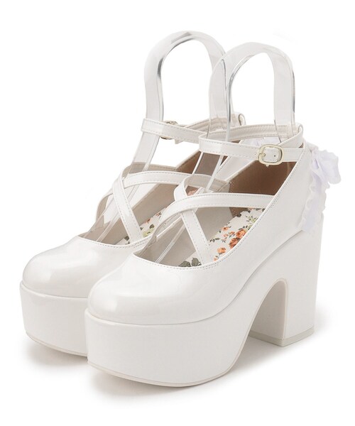 cs T&P（シーエスティーアンドピー）の「ハートビジュ―付フリルリボン厚底パンプス（パンプス・レディース・ホワイト系2/ブラック系1/ブラック系8/ダークブラウン系1・S/M/L/LL）」の5枚目の写真