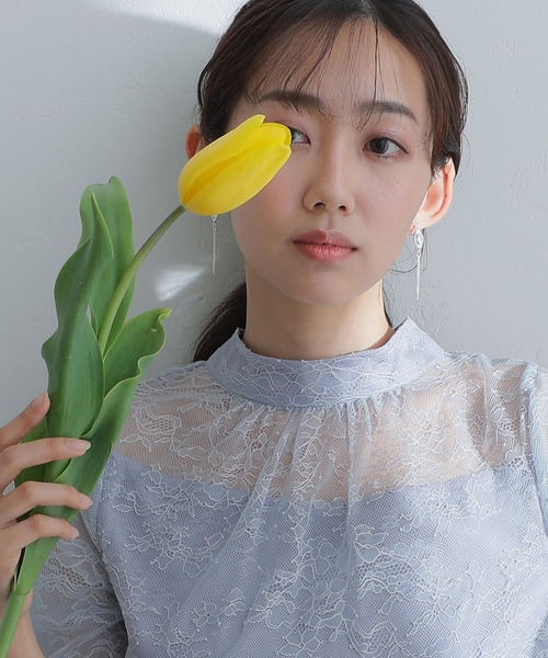 PourVous(プールヴー)の「スワロフスキー×チェーンイヤリング 結婚式 同窓会 オケージョン 二次会 (イヤリング・レディース・ゴールド/シルバー・FREE)」の5枚目の写真