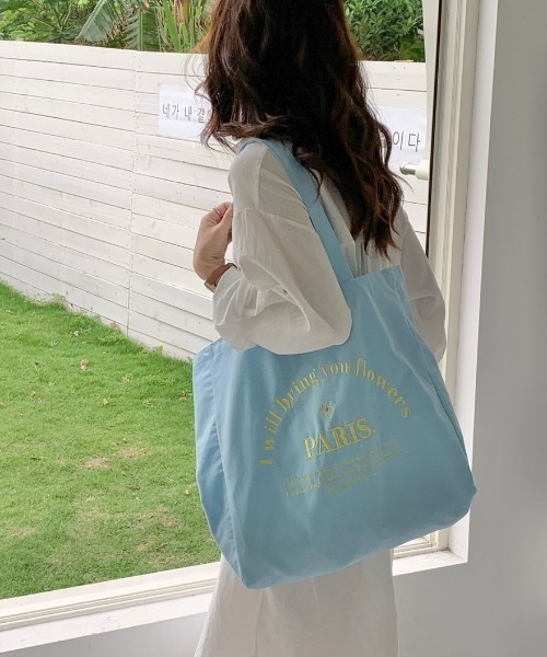 ウラワレッズ 刺繍トートバッグ ウズベキスタン雑貨ショップのRishtaです。 ミシン縫いのアンティーク