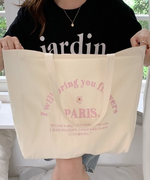 LAC-VERT（ラック・ヴェール）の「PARISロゴ刺繍トートバッグ【A3収納可能】（トートバッグ・レディース・ライトブルー/スモークピンク/パープル/ベージュ・FREE）」の15枚目の写真