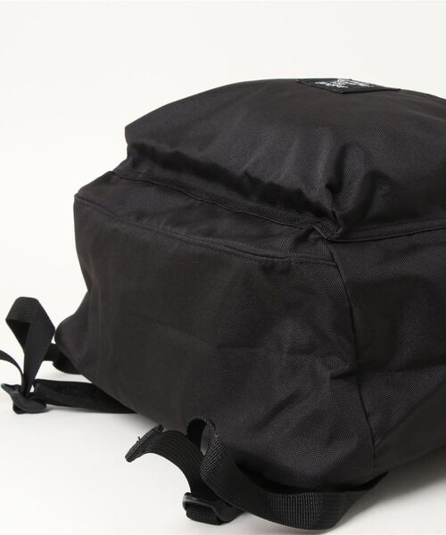 THRASHER（スラッシャー）の「BENCHMARK Back Pack 22L/スラッシャーバックパック・リュックサック（バックパック/リュック・メンズ・ブラック系その他/ブラック×パープル/ブラック×ブルー/ブラック/ブラック×イエロー/ブラック×ホワイト・FREE）」の8枚目の写真