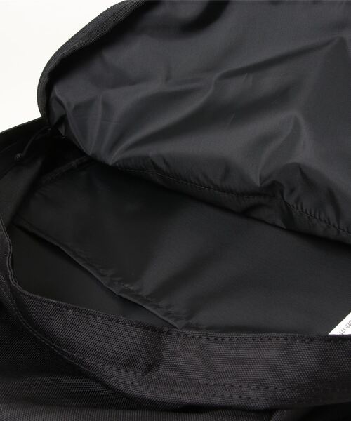 THRASHER（スラッシャー）の「BENCHMARK Back Pack 22L/スラッシャーバックパック・リュックサック（バックパック/リュック・メンズ・ブラック系その他/ブラック×パープル/ブラック×ブルー/ブラック/ブラック×イエロー/ブラック×ホワイト・FREE）」の9枚目の写真