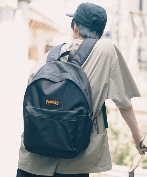 THRASHER（スラッシャー）の「BENCHMARK Back Pack 22L/スラッシャーバックパック・リュックサック（バックパック/リュック・メンズ・ブラック系その他/ブラック×パープル/ブラック×ブルー/ブラック/ブラック×イエロー/ブラック×ホワイト・FREE）」の6枚目の写真