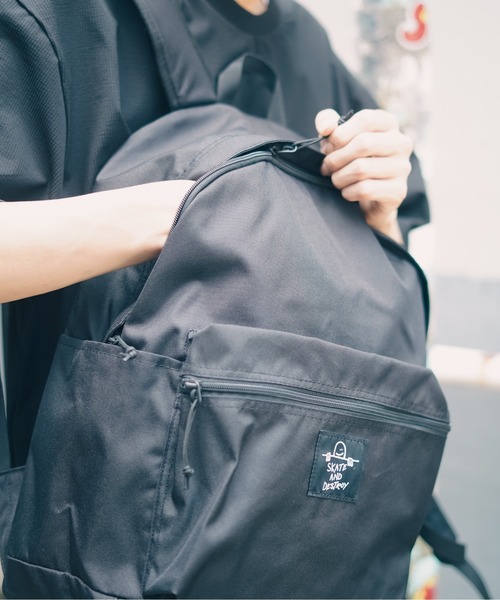 THRASHER（スラッシャー）の「BENCHMARK Back Pack 22L/スラッシャーバックパック・リュックサック（バックパック/リュック・メンズ・ブラック系その他/ブラック×パープル/ブラック×ブルー/ブラック/ブラック×イエロー/ブラック×ホワイト・FREE）」の12枚目の写真