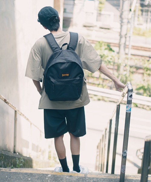 THRASHER（スラッシャー）の「BENCHMARK Back Pack 22L/スラッシャーバックパック・リュックサック（バックパック/リュック・メンズ・ブラック系その他/ブラック×パープル/ブラック×ブルー/ブラック/ブラック×イエロー/ブラック×ホワイト・FREE）」の18枚目の写真
