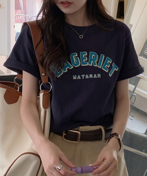 DAY CLOSET（デイ クローゼット）の「レディース ロールアップカレッジロゴTシャツ（Tシャツ/カットソー・レディース・ホワイト/ネイビー/レッド・ONE SIZE）」の19枚目の写真