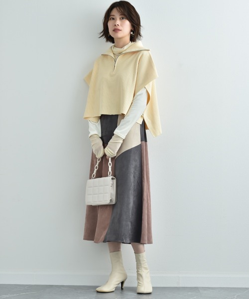 INTERPLANET(インタープラネット)の「スエードブロッキングスカート(スカート・レディース・グリーン/グレー/ベージュ/ブルー・FREE)」の14枚目の写真