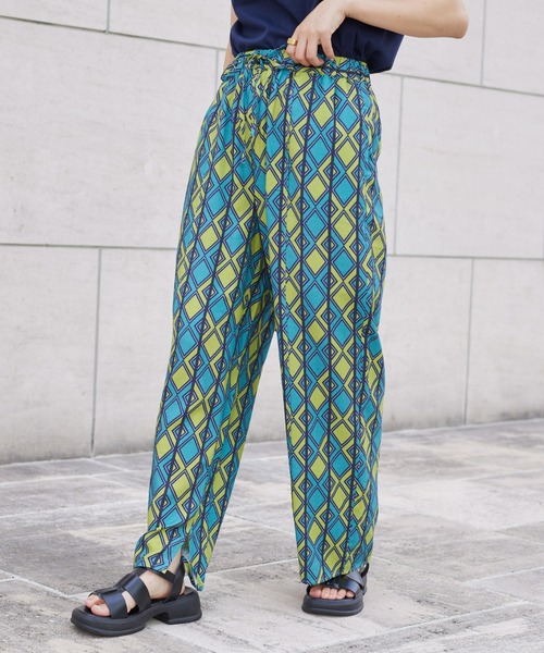 CIAOPANIC TYPY（チャオパニックティピー）の「アフリカンバティック柄タックイージーパンツ（その他パンツ・レディース・グリーン/ブルー/オレンジ・SMALL/MEDIUM）」の5枚目の写真