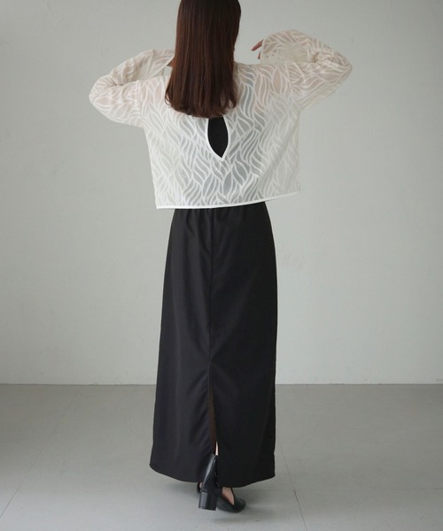 cheriella（シェリエラ）の「【cheriella】WEB限定前後2wayリーフシアートップス（シャツ/ブラウス・レディース・ブラック/アイボリー・M）」の16枚目の写真