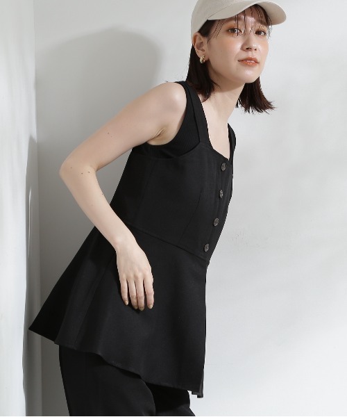 N.(N. Natural Beauty Basic)(エヌエヌナチュラルビューティーベーシック)の「◆ペプラムキャミビスチェ&パンツセットアップ(ワンピース・レディース・ブラック/ナチュラル/イエロー・MEDIUM)」の4枚目の写真