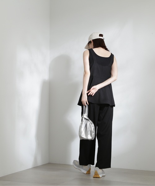N.(N. Natural Beauty Basic)(エヌエヌナチュラルビューティーベーシック)の「◆ペプラムキャミビスチェ&パンツセットアップ(ワンピース・レディース・ブラック/ナチュラル/イエロー・MEDIUM)」の19枚目の写真