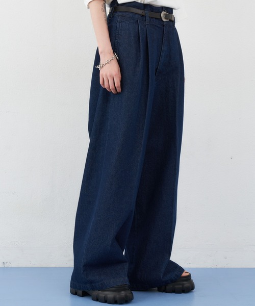 AIVER（アイバー）の「AIVER　ツータックバギーデニムスラックス（デニムパンツ・メンズ・グレー/ブラック/ネイビー/ライトグレー・MEDIUM/LARGE/SMALL）」の8枚目の写真