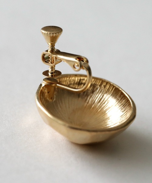 antiqua（アンティカ）の「半球型マットイヤリング（イヤリング・レディース・シルバー/ゴールド・FREE）」の9枚目の写真