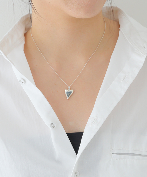 Oriens JOURNAL STANDARD（オリエンス ジャーナルスタンダード）の「Heart Necklace：ネックレス（ネックレス・レディース・シルバー・FREE）」の2枚目の写真