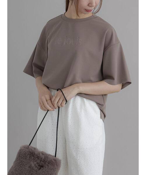 Te chichi（テチチ）の「エンボスロゴTシャツ（Tシャツ/カットソー・レディース・モカ/チャコールグレー/グレー・F）」の3枚目の写真