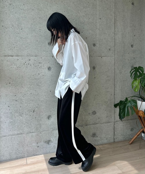 y/m by RIKA（イムバイリカ）の「ベロアラインパンツ（その他パンツ・レディース・ブルー/ブラック・FREE）」の17枚目の写真