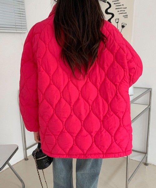 ABITOKYO（アビトーキョー）の「ビックシルエット中綿キルティングジャケット（ダウンジャケット/コート・レディース・アイボリー/ブラック/ブルー/ローズ/イエロー・FREE）」の9枚目の写真