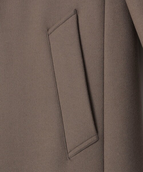 SHIPS（シップス）の「SHIPS: スーパー160'S メリノウール メルトン チェスターコート（チェスターコート・メンズ・ネイビー/ベージュ/ロイヤルブルー/チャコールグレー・MEDIUM/LARGE/X-LARGE/SMALL）」の20枚目の写真