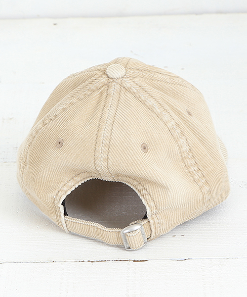 B:MING by BEAMS(ビーミングバイビームス)の「<VERY12月号掲載>NEW ERA / 別注コーデュロイCAP<KIDS>(キャップ・キッズ・ベージュ/ネイビー・ONE SIZE)」の5枚目の写真