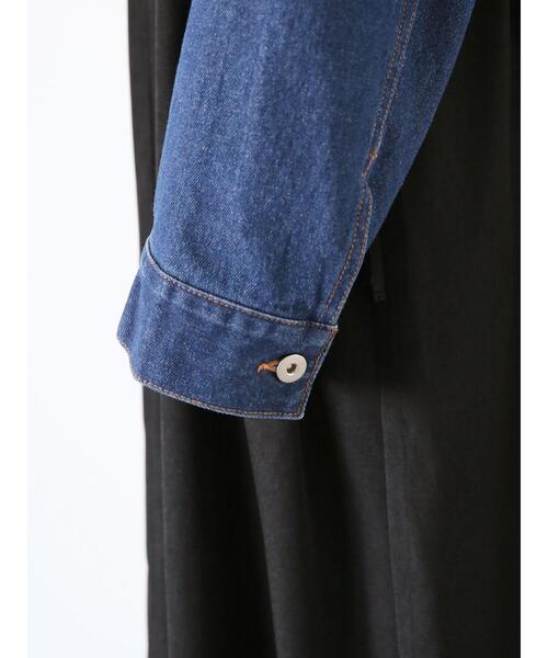 ehka sopo（エヘカソポ）の「ショート丈デニムジャケット（ノーカラージャケット・レディース・ネイビー/ブルー/ブラック・F）」の13枚目の写真