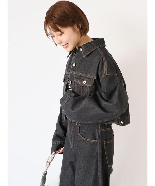 ehka sopo（エヘカソポ）の「ショート丈デニムジャケット（ノーカラージャケット・レディース・ネイビー/ブルー/ブラック・F）」の19枚目の写真