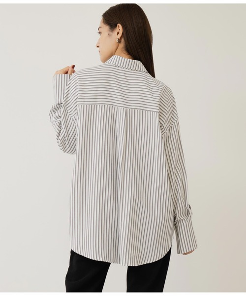 ANAP（アナップ）の「オープンスリーブオーバーサイズシャツ（シャツ/ブラウス・レディース・サックスブルー/ホワイト/ホワイト×ブラック/ブルー系その他・FREE）」の14枚目の写真