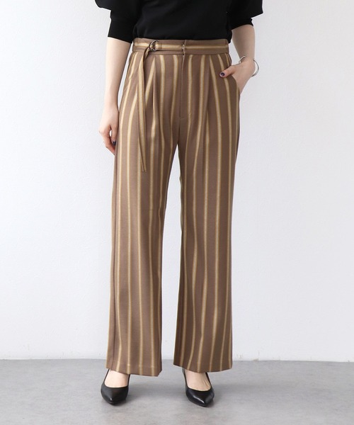 Jines(ジネス)の「バックスリットストライプパンツ(その他パンツ・レディース・モカ/キャメル/ネイビー・36)」の1枚目の写真