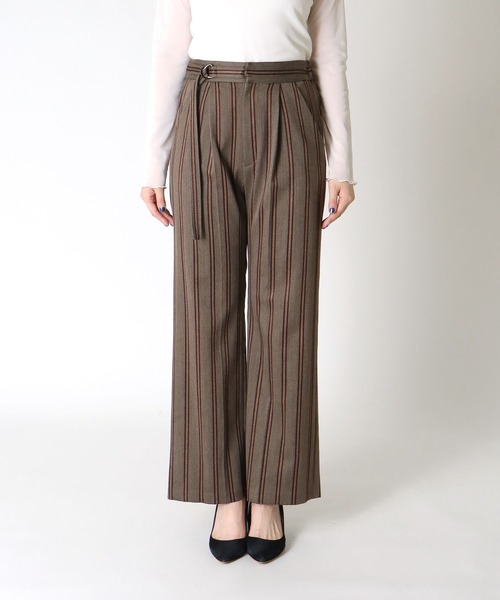 Jines(ジネス)の「バックスリットストライプパンツ(その他パンツ・レディース・モカ/キャメル/ネイビー・36)」の15枚目の写真