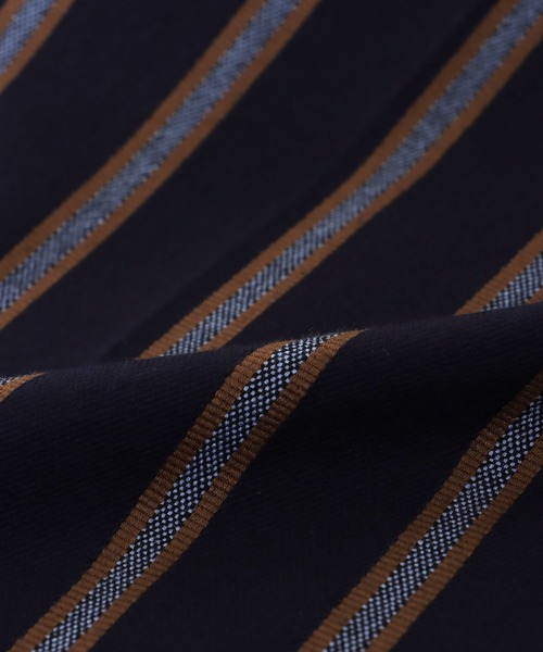 Jines(ジネス)の「バックスリットストライプパンツ(その他パンツ・レディース・モカ/キャメル/ネイビー・36)」の8枚目の写真