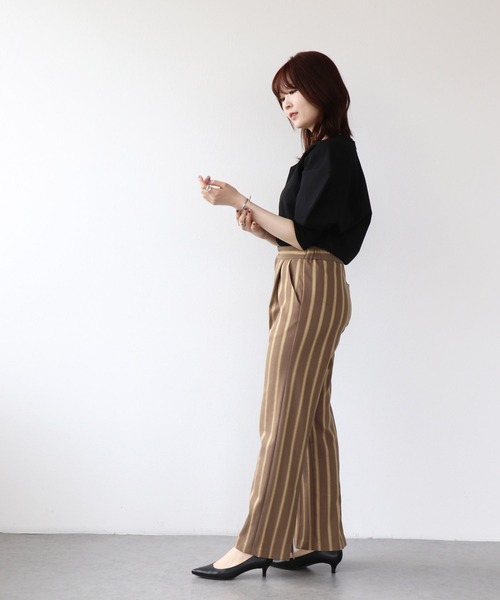 Jines(ジネス)の「バックスリットストライプパンツ(その他パンツ・レディース・モカ/キャメル/ネイビー・36)」の13枚目の写真