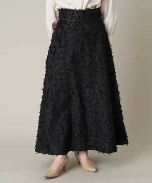 a.v.v（アーヴェヴェ）の「フリンジジャガードフレアスカート（スカート・レディース・ホワイト/ブラック・40/38/36/42）」の13枚目の写真