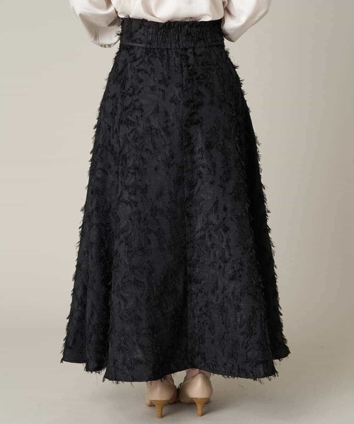 a.v.v（アーヴェヴェ）の「フリンジジャガードフレアスカート（スカート・レディース・ホワイト/ブラック・40/38/36/42）」の15枚目の写真