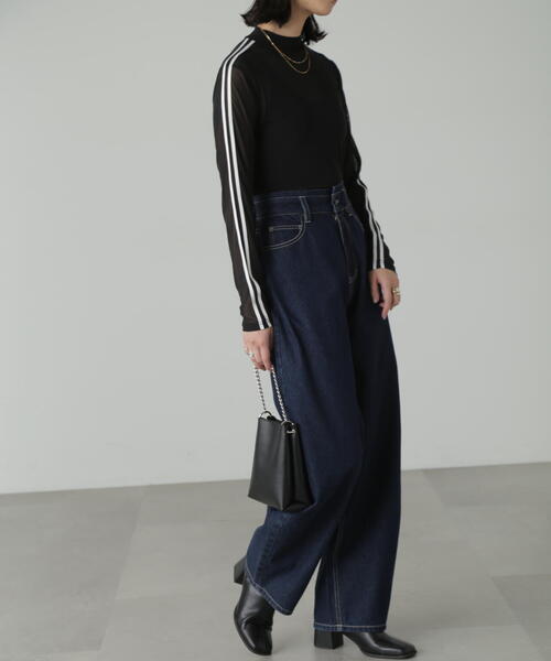 FREE'S MART(フリーズマート)の「◆ラインシアーハイネックカットソー(Tシャツ/カットソー・レディース・ブラック/ホワイト・FREE)」の7枚目の写真