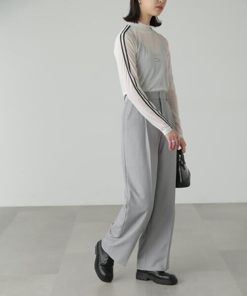 FREE'S MART(フリーズマート)の「◆ラインシアーハイネックカットソー(Tシャツ/カットソー・レディース・ブラック/ホワイト・FREE)」の13枚目の写真