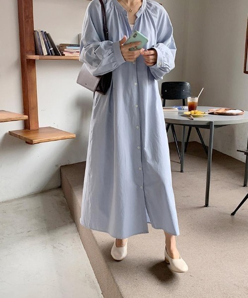 Jayro（ジャイロ）の「ボリュームスリーブロングシャツワンピース（ワンピース・レディース・キナリ/ブルー・FREE）」の13枚目の写真