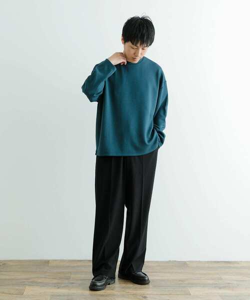 ITEMS URBANRESEARCH(アイテムズ アーバンリサーチ)の「ハイストレッチポンチ ロングスリーブ カットソー(Tシャツ/カットソー・メンズ・ホワイト/ブルー/ブラック・MEDIUM/LARGE)」の9枚目の写真
