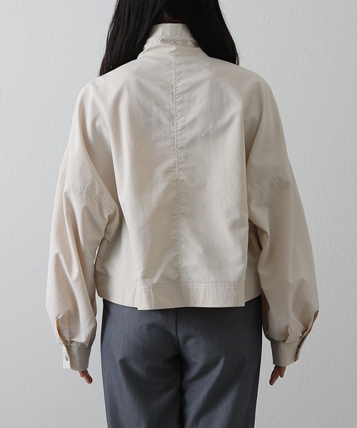 COLONY 2139（コロニートゥーワンスリーナイン）の「スタンドカラーショートミリタリージャケット（ミリタリージャケット・レディース・アイボリー/ブラック/グレイッシュベージュ・FREE）」の11枚目の写真