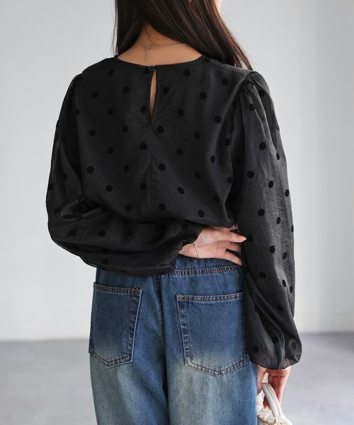 Riberry（リベリー）の「ワッシャーシアーフロッキードットブラウス（シャツ/ブラウス・レディース・ベージュ系/ブラック/ホワイト×ブラック・FREE）」の14枚目の写真