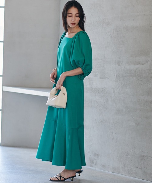 ツナクラネワンピース セール】SLANT PINTUCK LOOSE ONEPIECE（ワンピース）｜CLANE