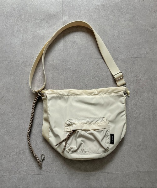 CPCM(シーピーシーエム)の「コード編み巾着ショルダー(ボストンバッグ・レディース・アイボリー/ブラック/カーキ・FREE)」の5枚目の写真