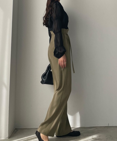 Louere（ルエレ）の「ベルト付きアシンメトリーハイウエストパンツ（スラックス・レディース・ブラック/アイボリー/グレイッシュベージュ/ベージュ・LARGE/MEDIUM/SMALL/X-LARGE）」の22枚目の写真