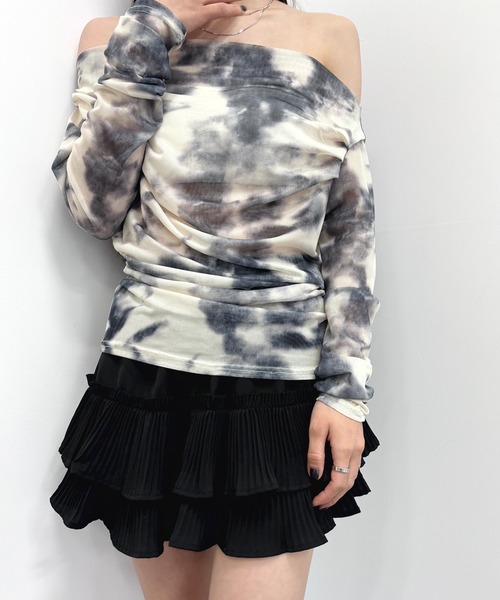 SEN TOKYO（セントーキョー）の「段々プリーツフリルが可愛い。ウエストゴム フレアミニスカート（スカート・レディース・ホワイト/ブラック・FREE）」の3枚目の写真