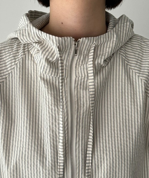 CANAL JEAN（キャナルジーン）の「El mar　ストライプパーカーブルゾン（ブルゾン・レディース・アイボリー・ONE SIZE）」の2枚目の写真