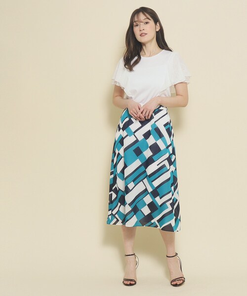 COUP DE CHANCE（クードシャンス）の「◆【洗える／フレアー袖／レース使い】一枚で着映える！華やかプルオーバージャージ（Tシャツ/カットソー・レディース・パープル系/グレー系その他/ブルーグリーン/ホワイト/ベージュ・34/36/38/40）」の7枚目の写真