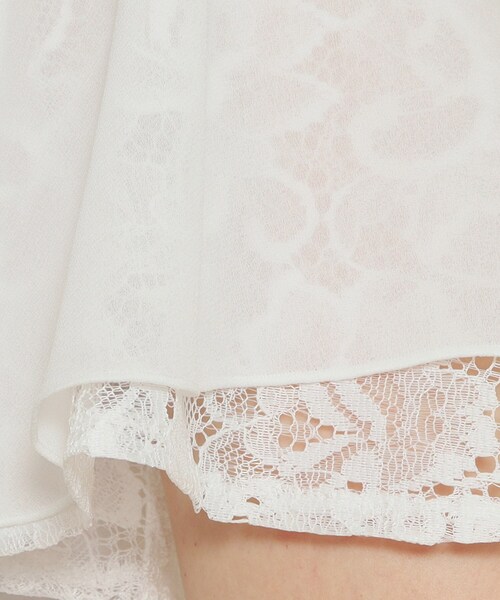 COUP DE CHANCE（クードシャンス）の「◆【洗える／フレアー袖／レース使い】一枚で着映える！華やかプルオーバージャージ（Tシャツ/カットソー・レディース・パープル系/グレー系その他/ブルーグリーン/ホワイト/ベージュ・34/36/38/40）」の9枚目の写真