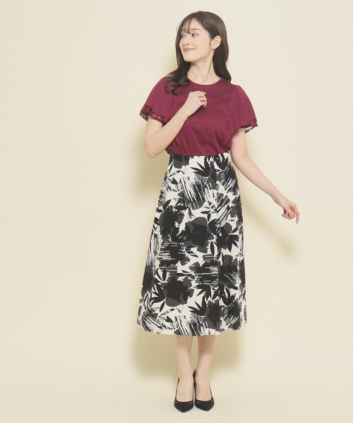 COUP DE CHANCE（クードシャンス）の「◆【洗える／フレアー袖／レース使い】一枚で着映える！華やかプルオーバージャージ（Tシャツ/カットソー・レディース・パープル系/グレー系その他/ブルーグリーン/ホワイト/ベージュ・34/36/38/40）」の19枚目の写真